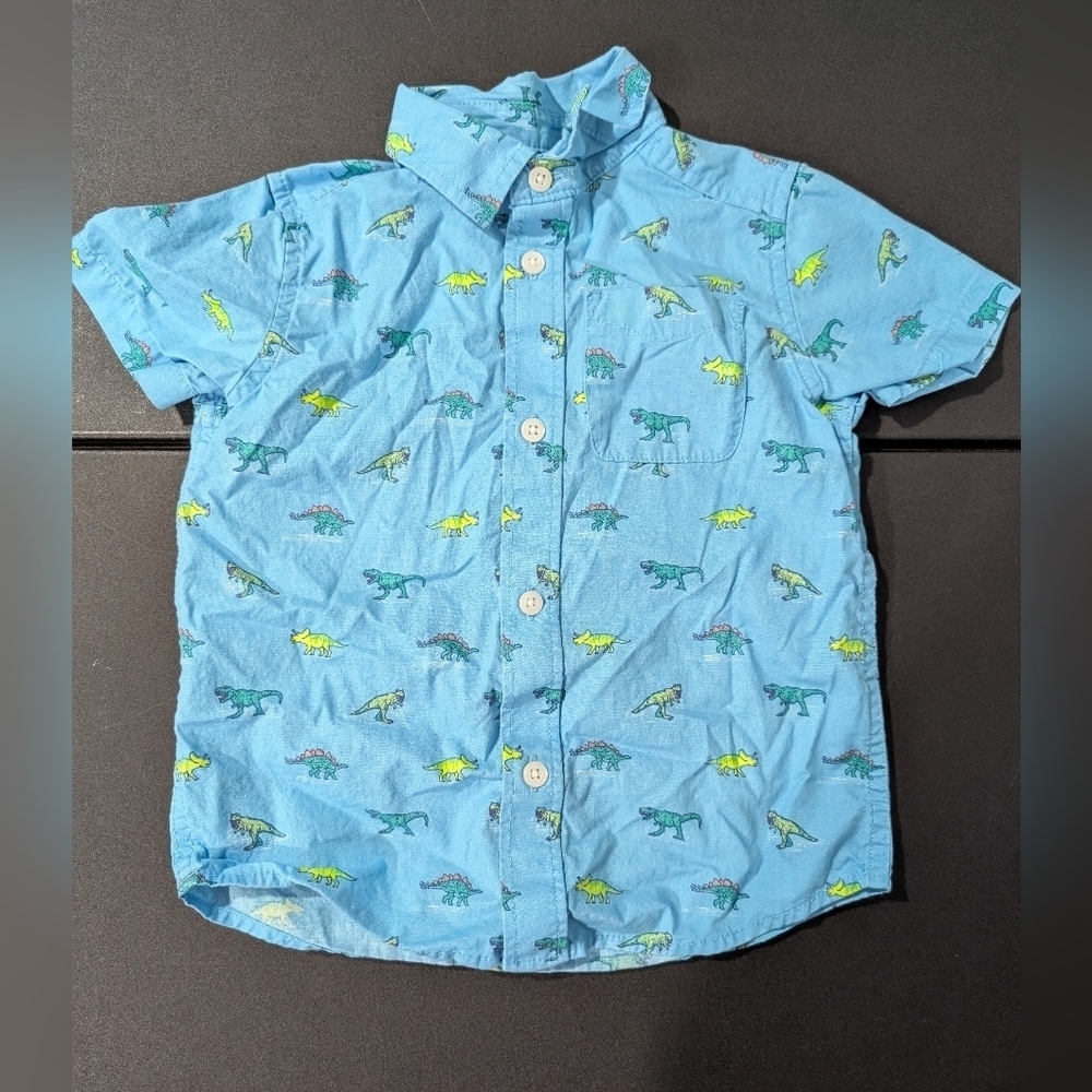The Children's Place Blue with Dinosaur Print Button Down Shirt in Size 3T